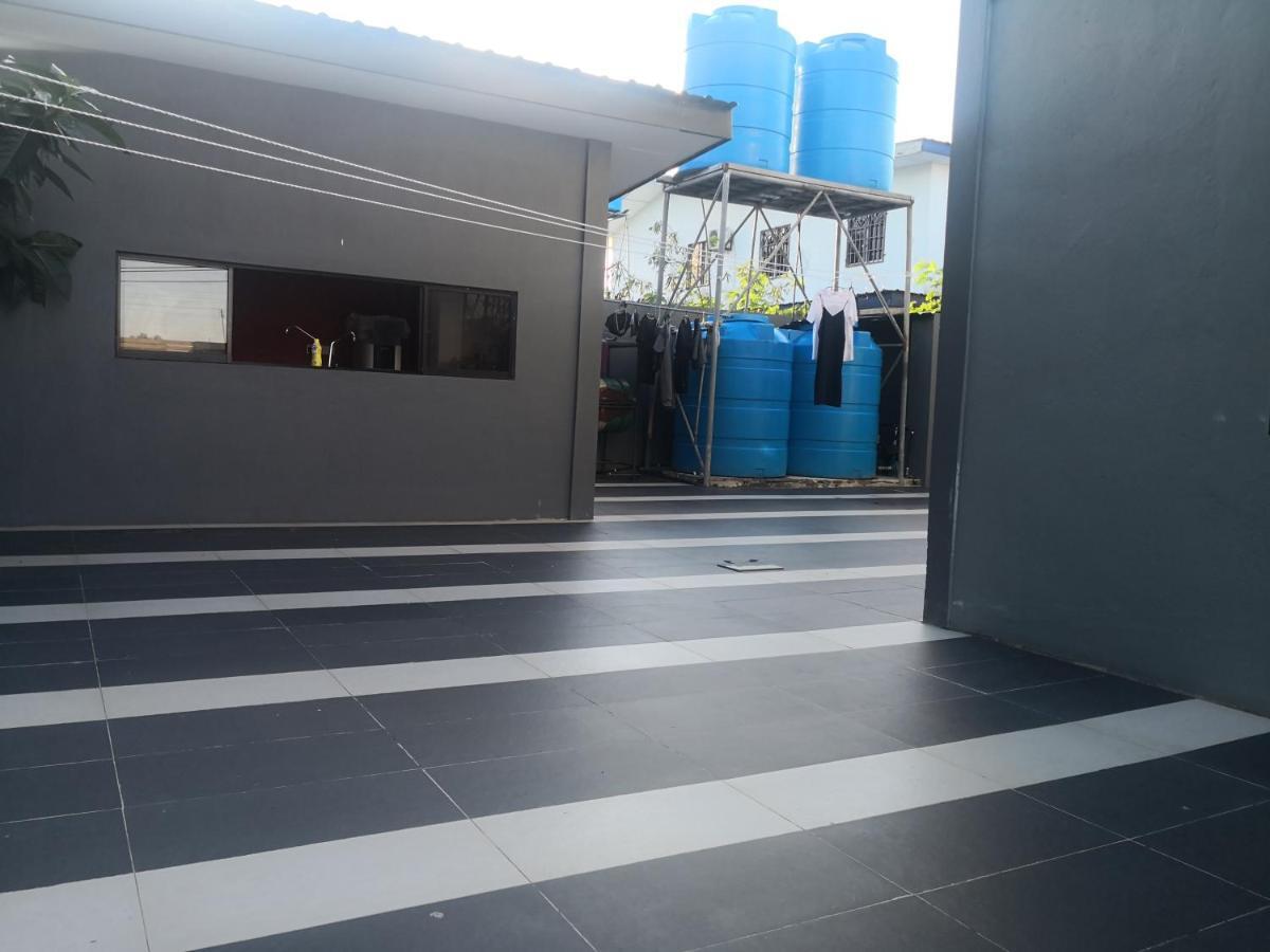 I Love U Bnb 爱乐游民宿 步行5 分钟到码头 Semporna Exterior photo